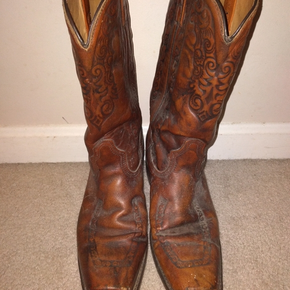 Western Tooled Boots - Picture 4 of 7